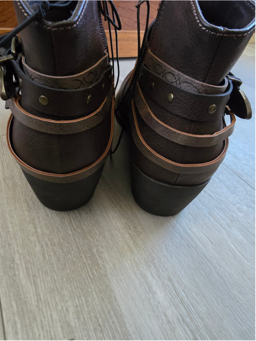 Women's Pops Brown Ankle Boots with Braided Detail Size 9 - Picture 8 of 9